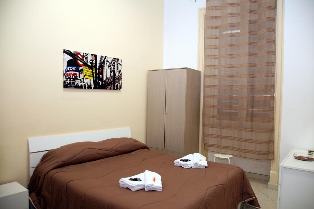 B&B Al Centro Di Palermo Esterno foto