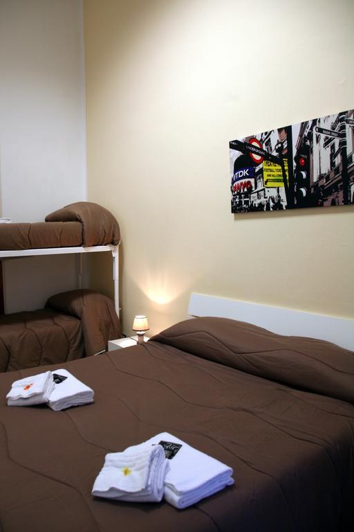 B&B Al Centro Di Palermo Esterno foto